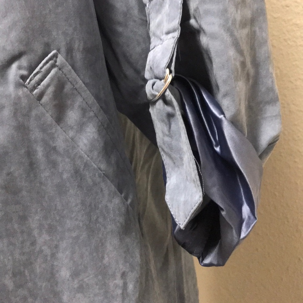 Final Price!🎉Host Pick🎉🎉Beautiful Indigo Jacket - Picture 6 of 8